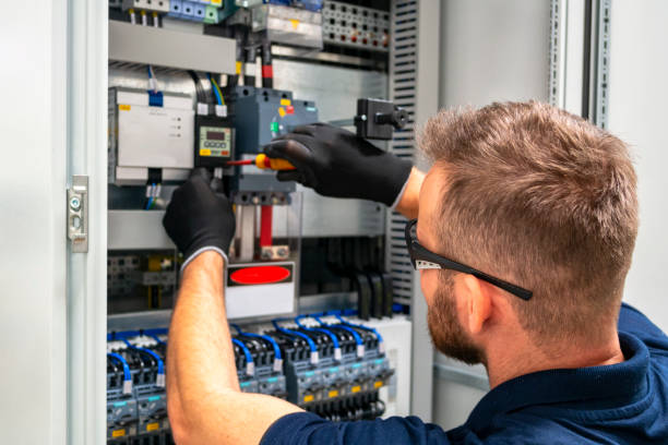 Best Affordable Emergency Electrician  in Roanoke, TX